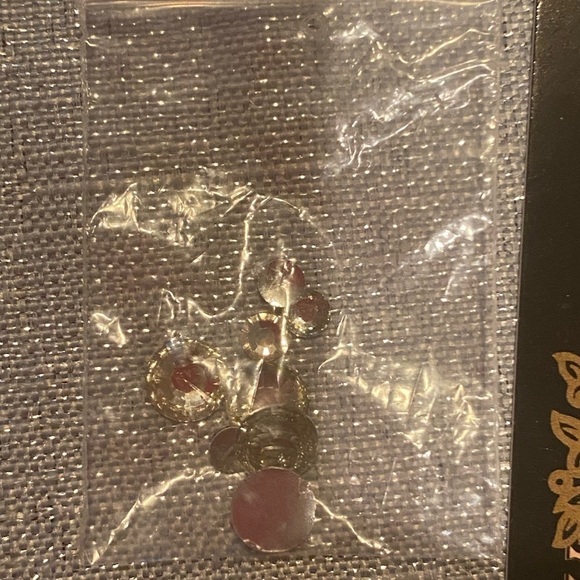 NWT SUSANNA GOLD ADORNED WITH RHINESTONES AND DESIGN ON SIDE - Picture 10 of 10